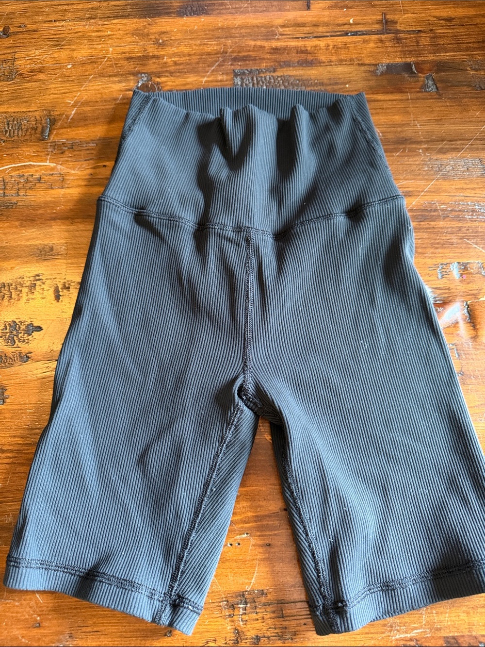 High-Waist Ribbed Bike Shorts — Black